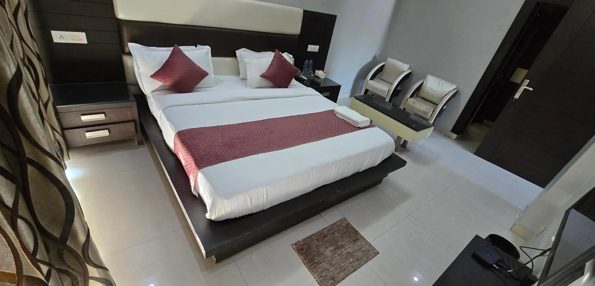 Royal Inn Gurgaon India