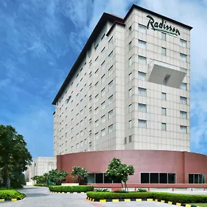 Otel Radisson Gurugram Udyog Vihar